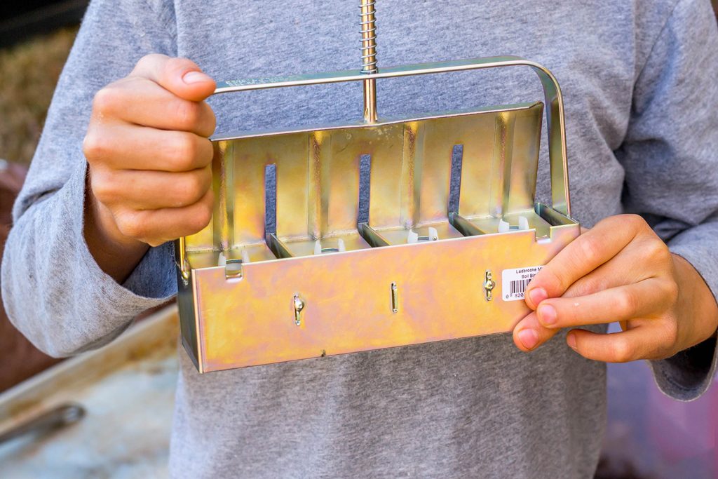The Benefits of Seed Starting in Soil Blocks| Ladbrooke Mini 4 Soil Blocker